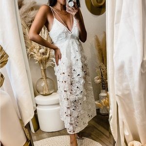 For love & lemons 3d floral midi dress S